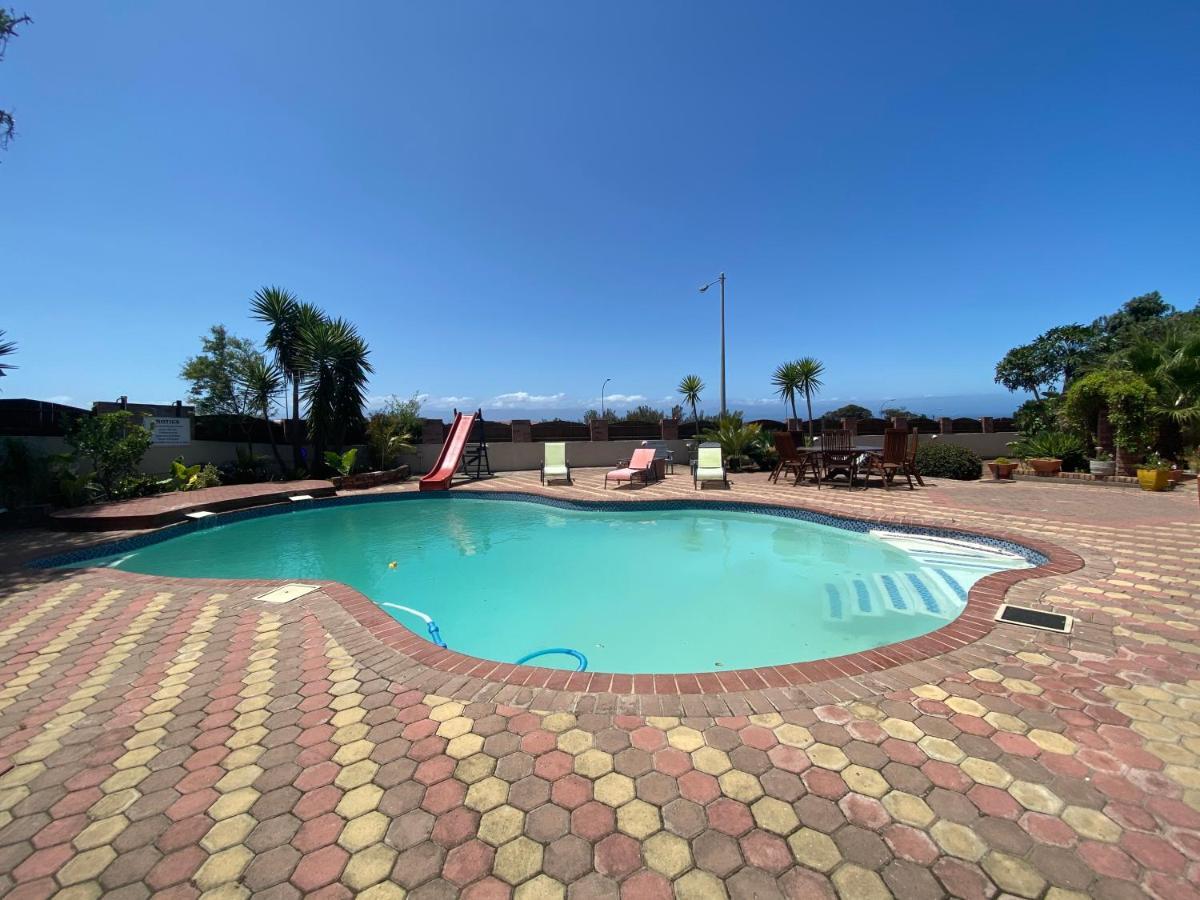 Guest House Arosfa Mossel Bay Exterior photo